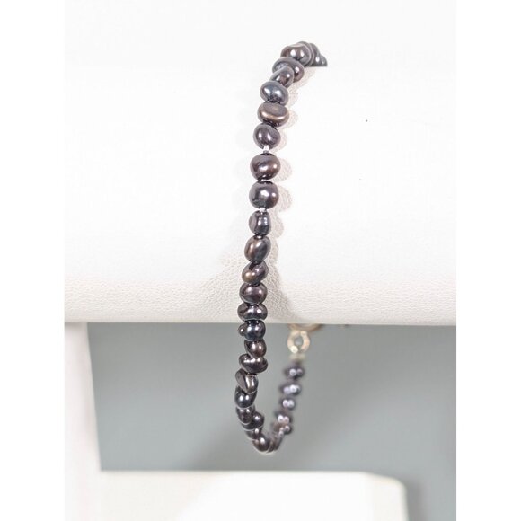 Dainty Gray Small Baroque Pearl Bracelet 7" - Picture 1 of 7